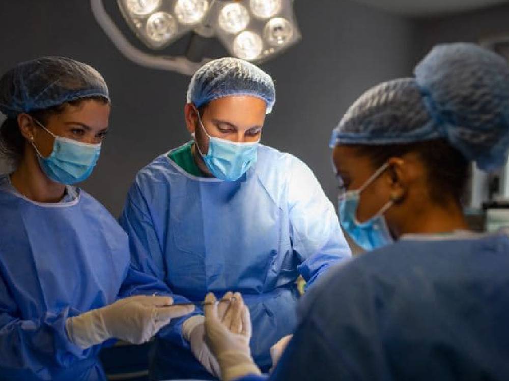 cirujano urologo experto en puebla